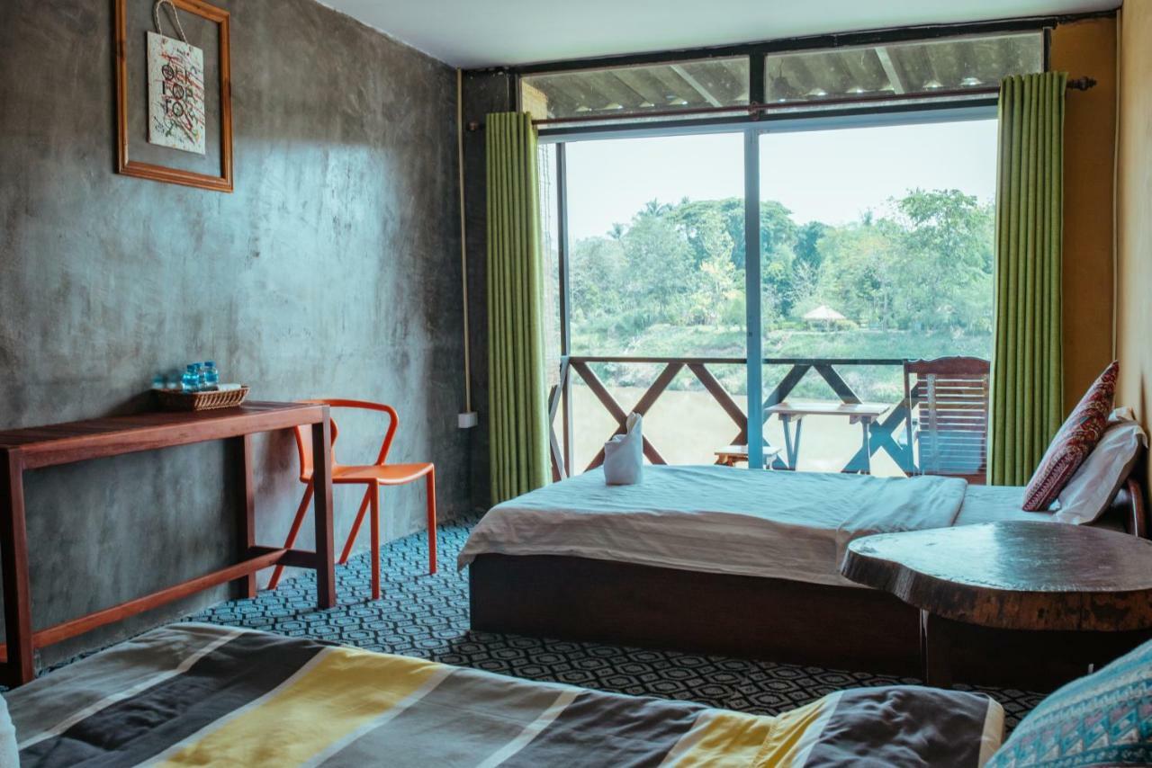 Mao Phasok Riverside Guesthouse Луангпхабанг Экстерьер фото